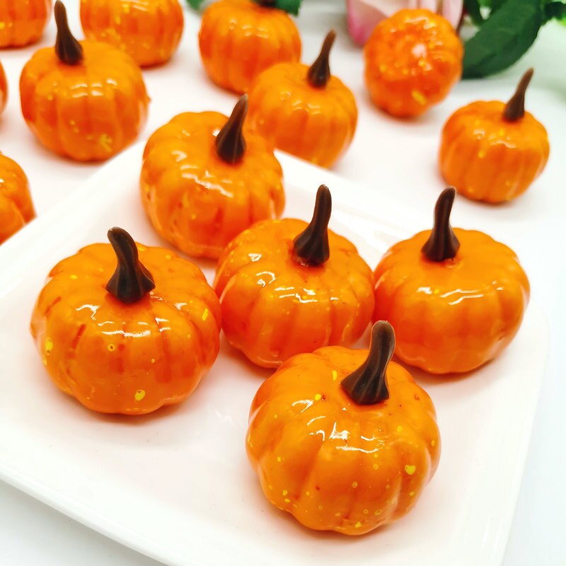 High-grade Materials Halloween Artificial Mini Pumpkin Simulation Props Home Party Decor 12 PCS Reusable Foam Halloween Tools